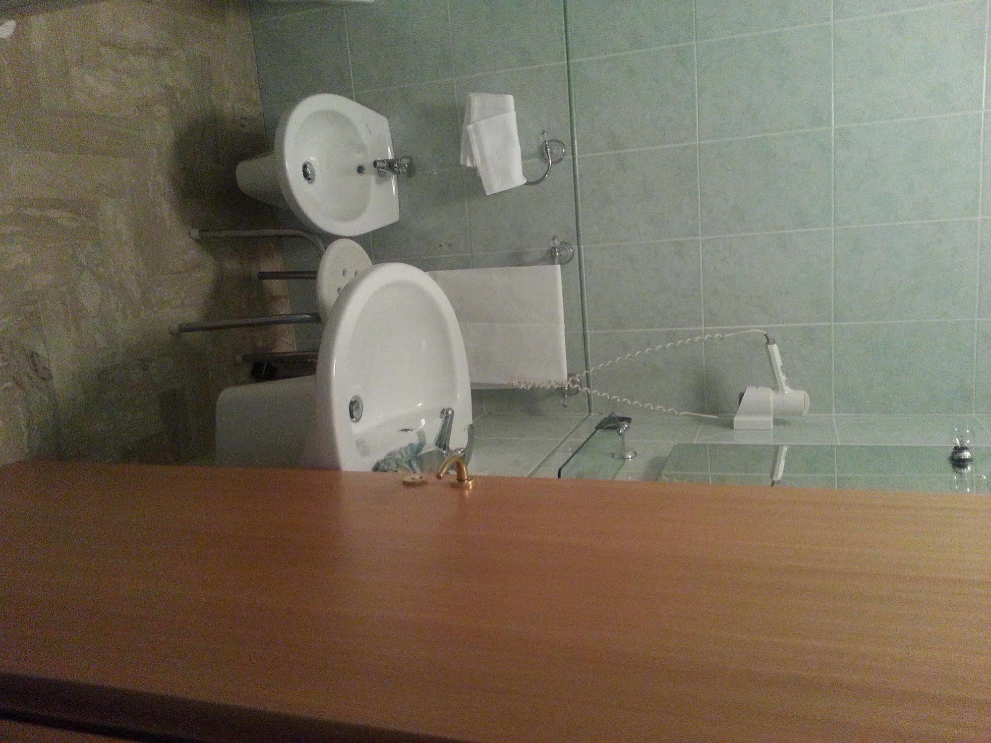 Hotel La Furnacelle Lanciano Luaran gambar